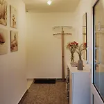 Residenz 4 *